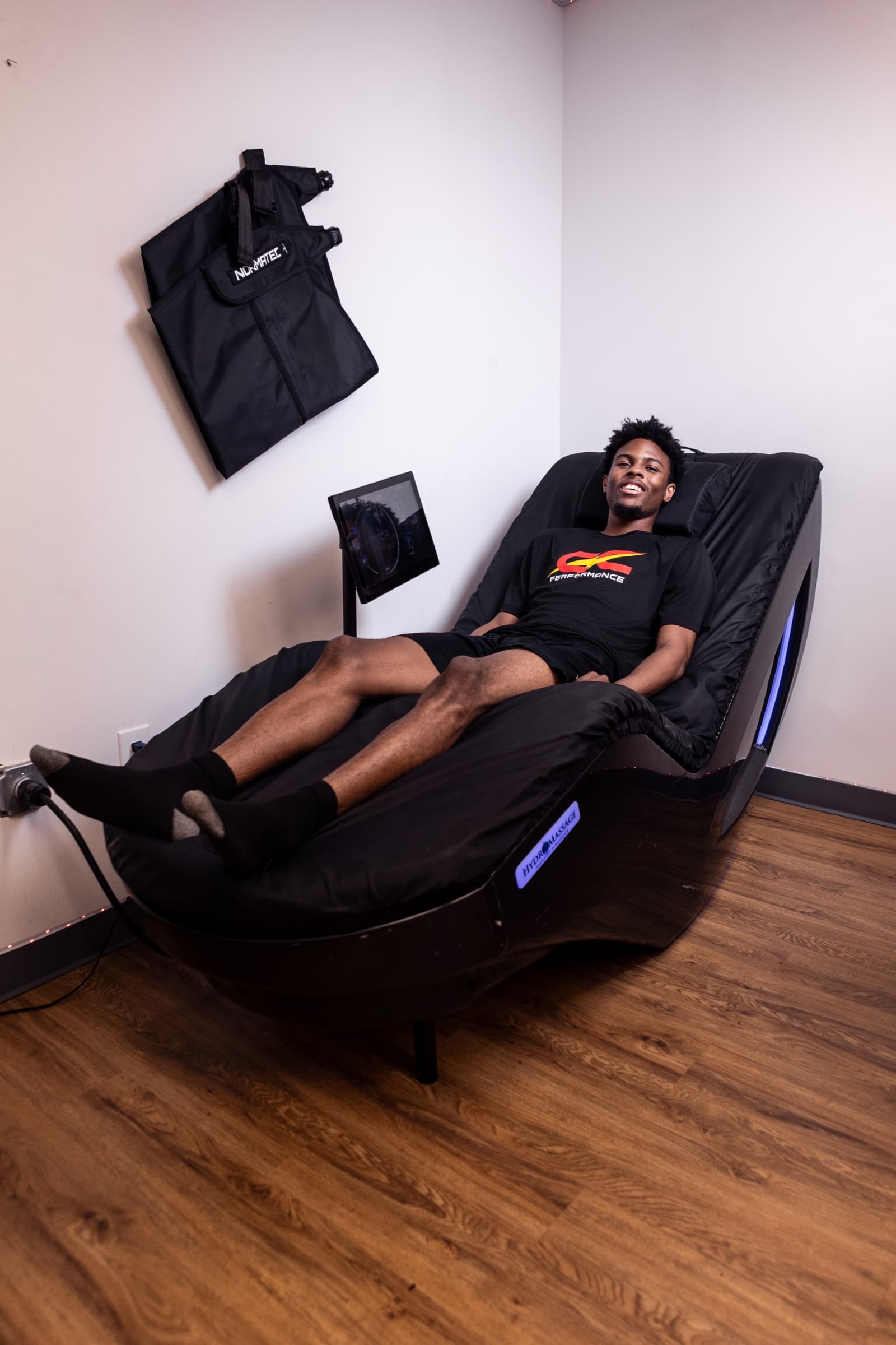 An athlete using the recovery room at CNC Performance